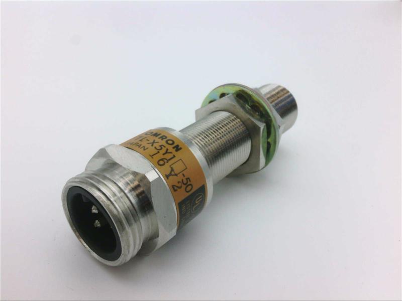 OMRON TL-X5Y1-50