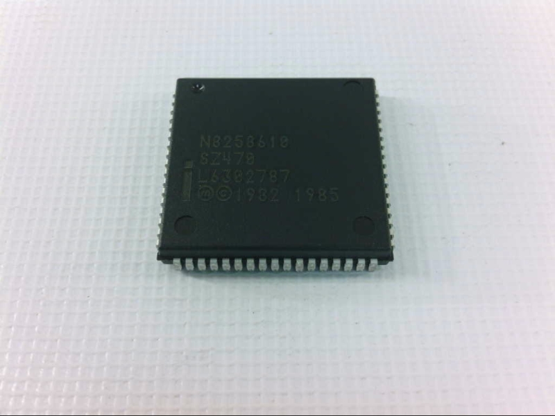 INTEL N8258610