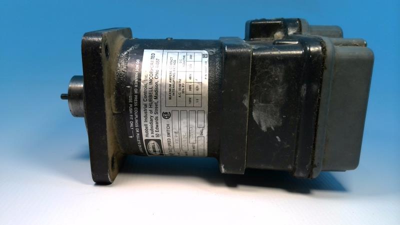 HUBBELL 2220-111CC13F