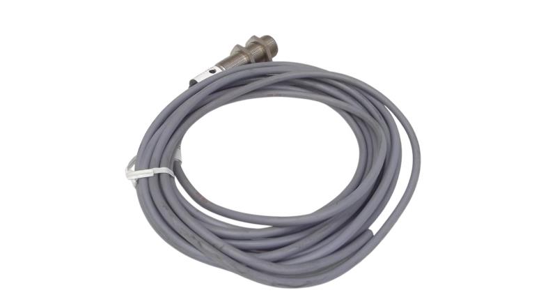 BALLUFF BES 516-326-BO-C-05