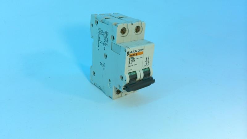 SCHNEIDER ELECTRIC MG26166