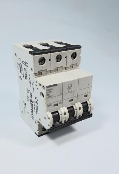 5SY6-306-8 by SIEMENS