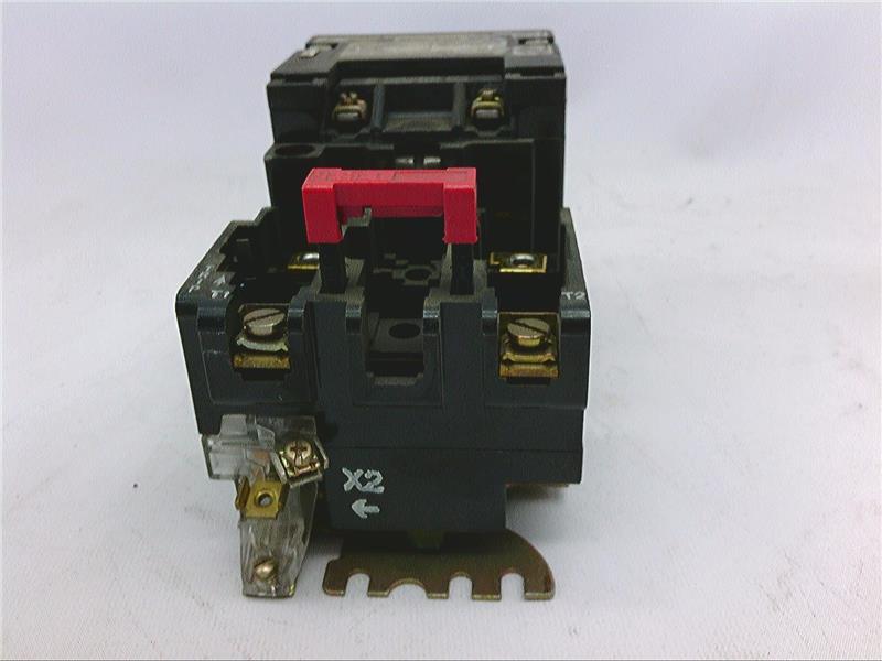 SCHNEIDER ELECTRIC 8536SAO11V02S