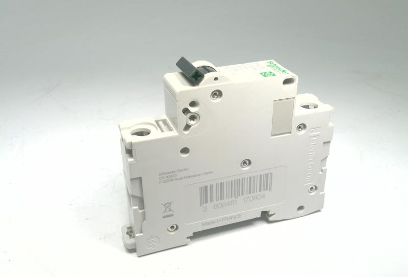 SCHNEIDER ELECTRIC M9F52108