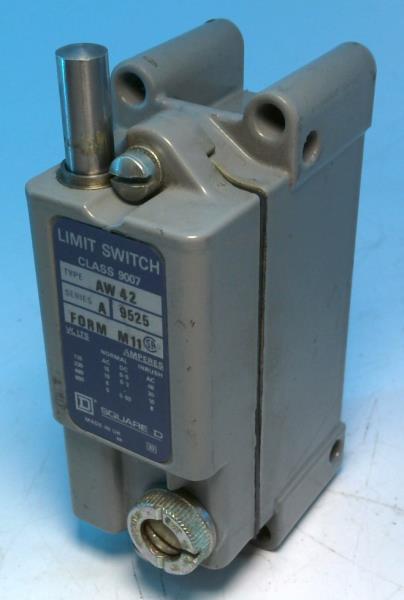SCHNEIDER ELECTRIC 9007AW42M11