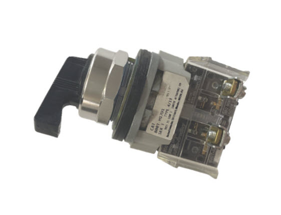 ALLEN BRADLEY 800T-H17D1