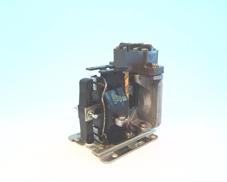 SCHNEIDER ELECTRIC 9050AO20DV02