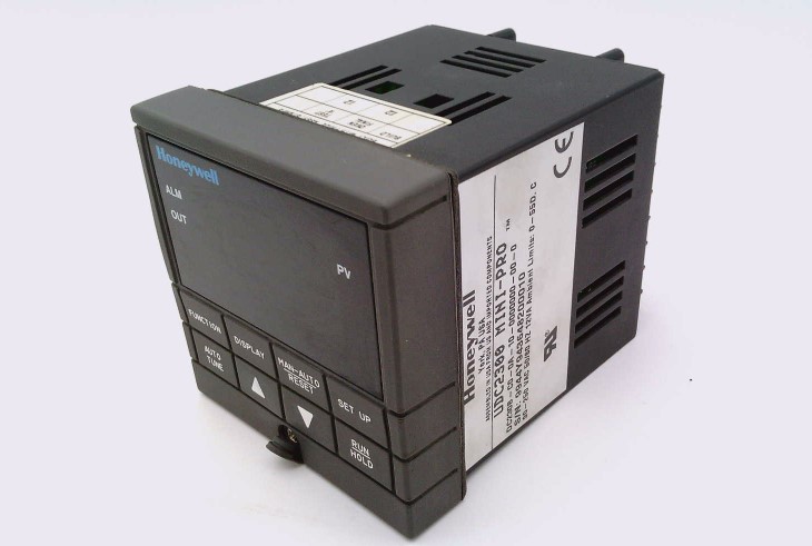 HONEYWELL DC2500-EC-0L00-100-10000-00-0