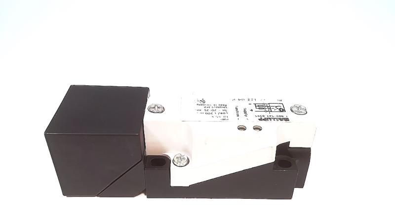 BALLUFF BES517-132-U4-H