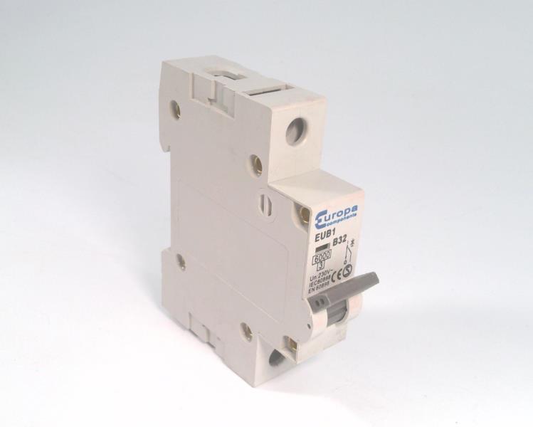 EUROPA COMPONENTS EUB1B32