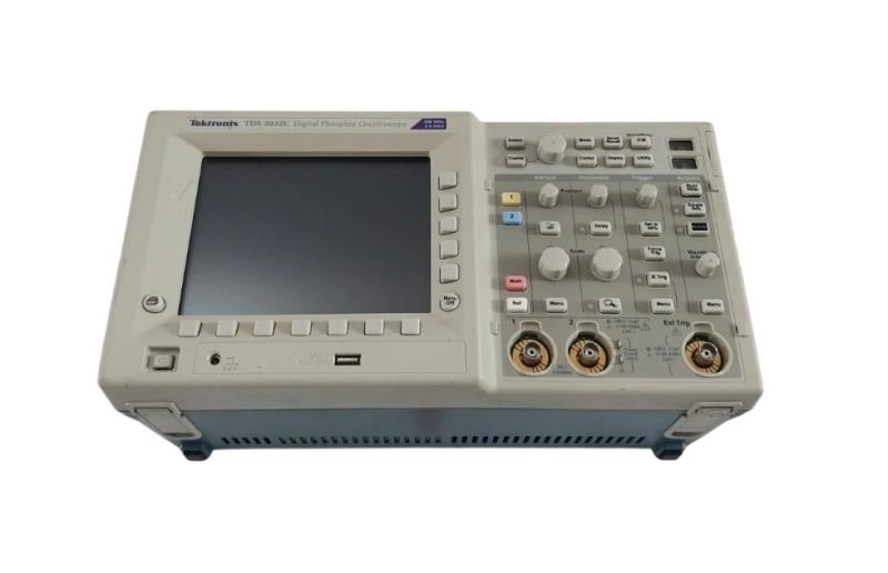 TEKTRONIX TDS3032C