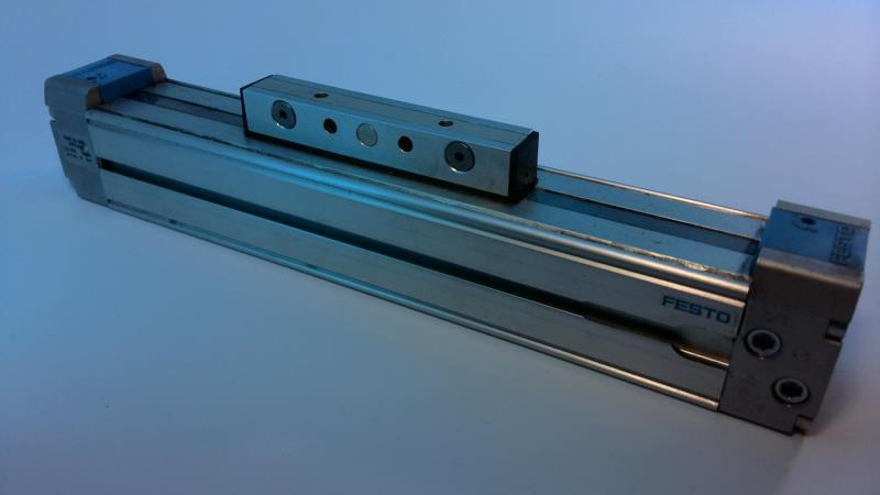 FESTO DGP-25-100-PPV-A