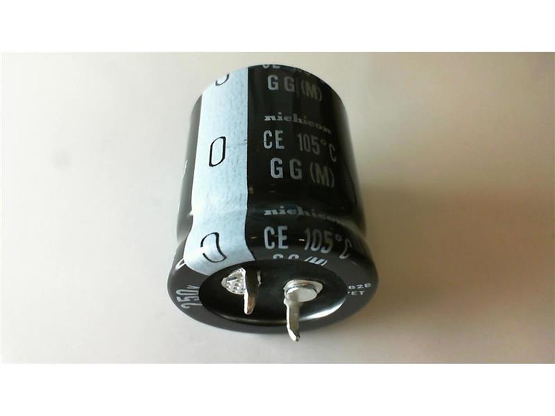 NICHICON LGG2E471MELA30