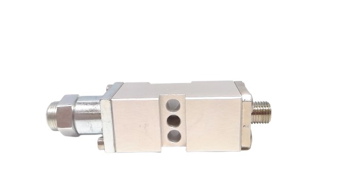 UNIVERSAL SYSTEMS SE 29219