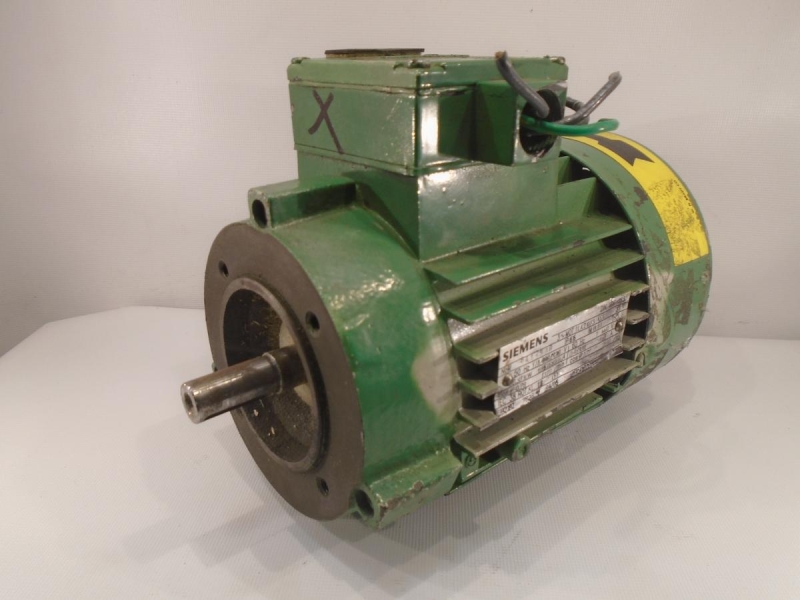 SIEMENS 1LA2073-4AB12