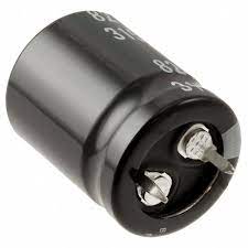 NICHICON LGU2F820MELY