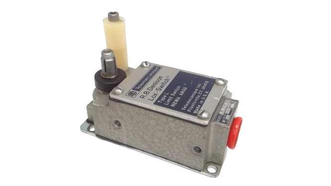 SCHNEIDER ELECTRIC L21531