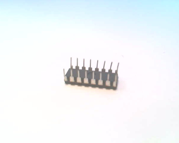 NXP SEMICONDUCTOR MC14015