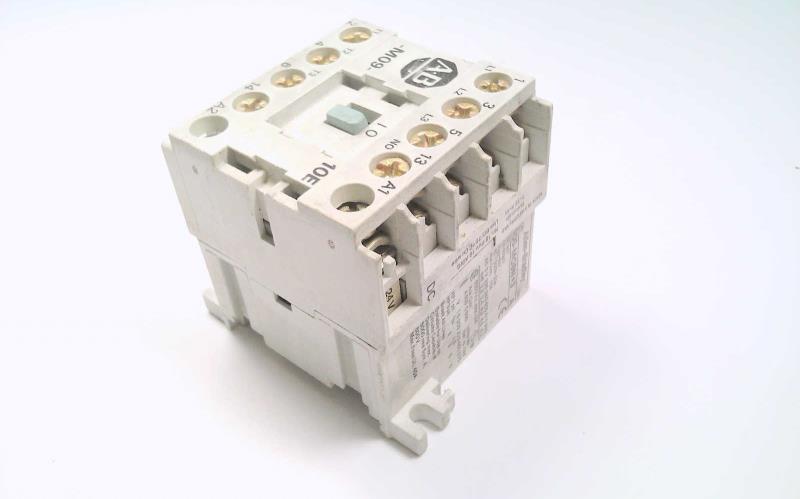 ALLEN BRADLEY 100-M09NZ243
