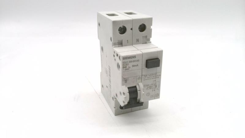 SIEMENS 5SU1356-7KK40