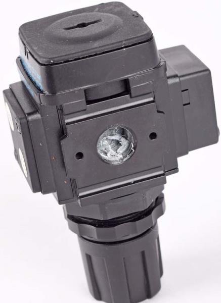 WILKERSON PNEUMATIC R08-02-D0G0