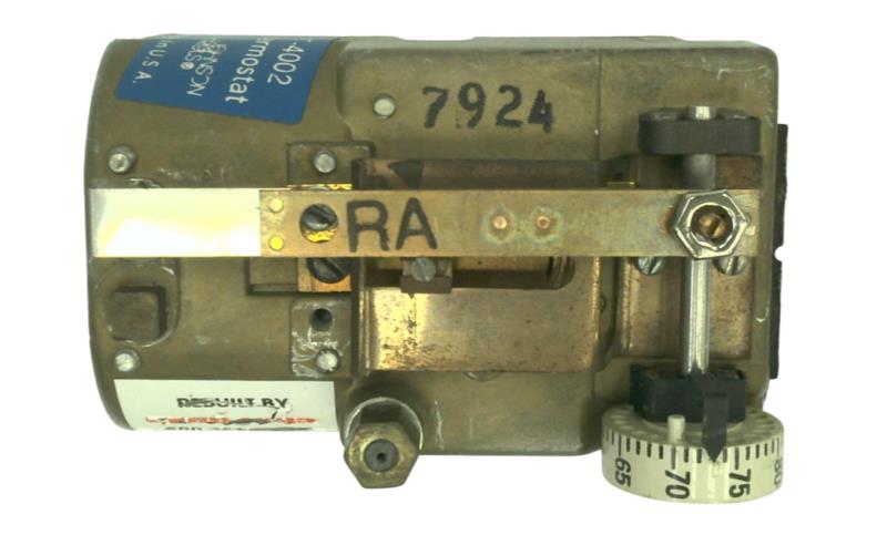 JOHNSON CONTROLS T-4002-203