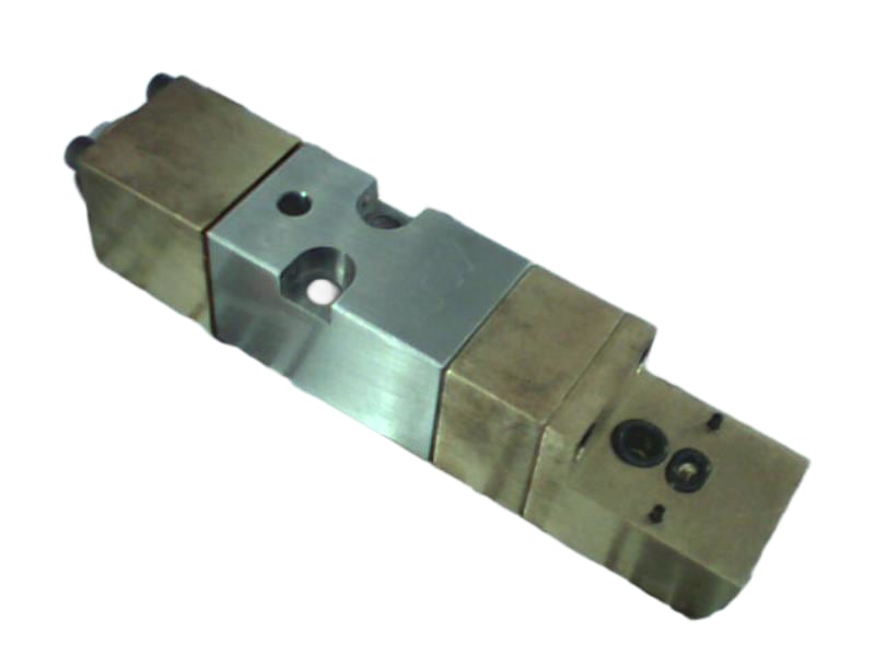 ITW 106221