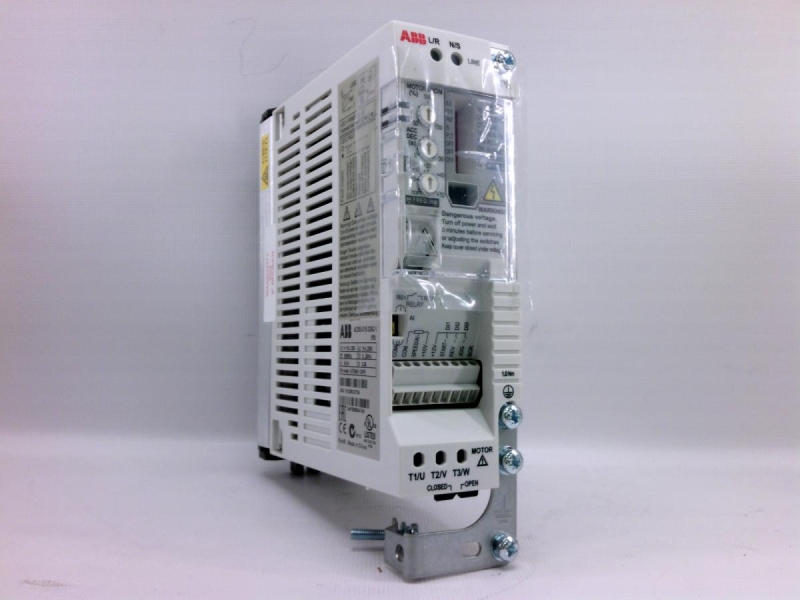 ASEA BROWN BOVERI ACS55-01E-02A2-1