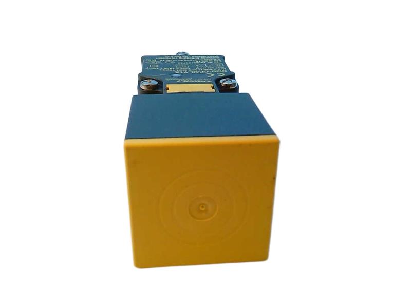 NI20-CP40-Y1X/S10 by TURCK