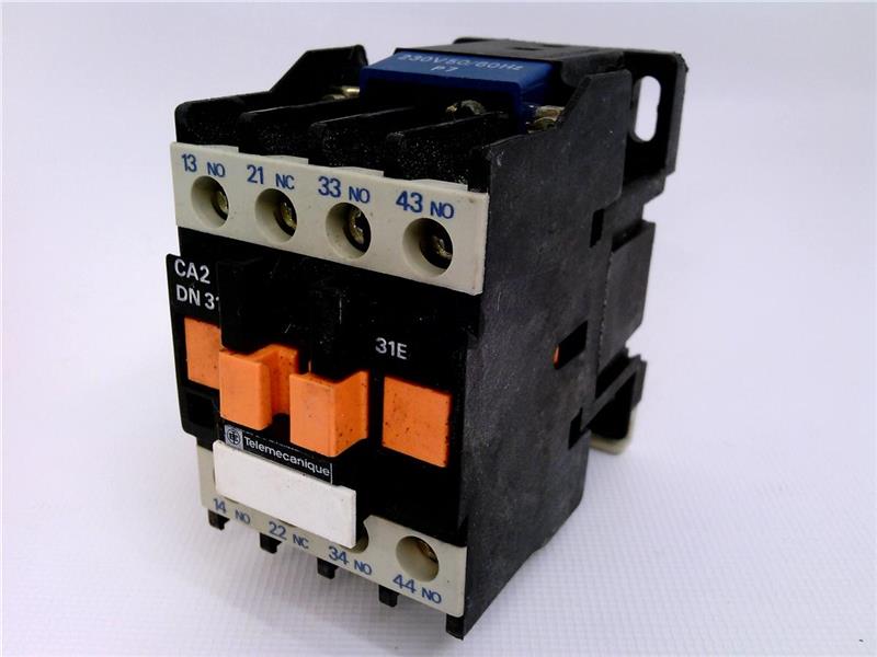 SCHNEIDER ELECTRIC CA2-DN31P7