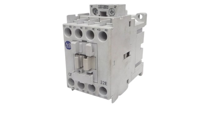 ALLEN BRADLEY 700-CF220D