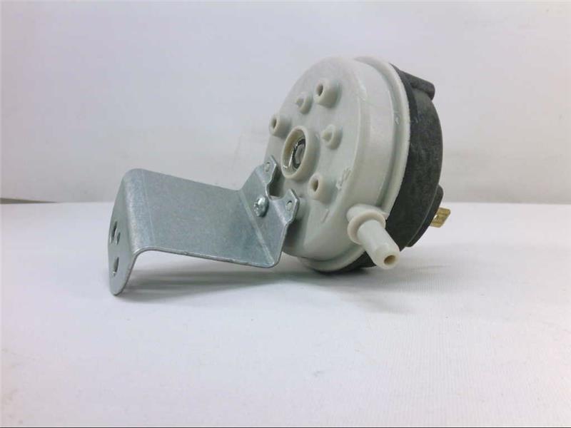 SERVICE FIRST SWT03221