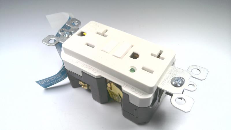 LEVITON 8898-W