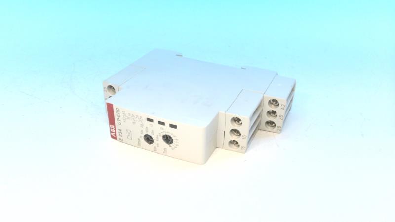 ASEA BROWN BOVERI 1SVR500100R0100