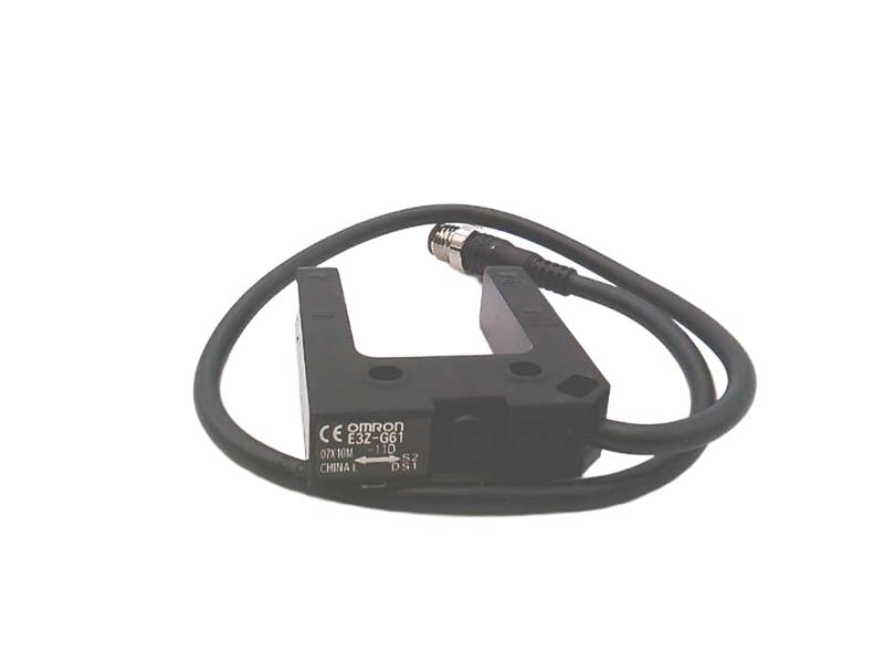 OMRON E3Z-G61-11D 0.3M