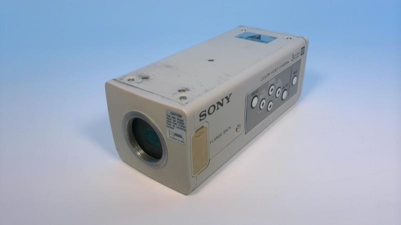SONY DXC-390
