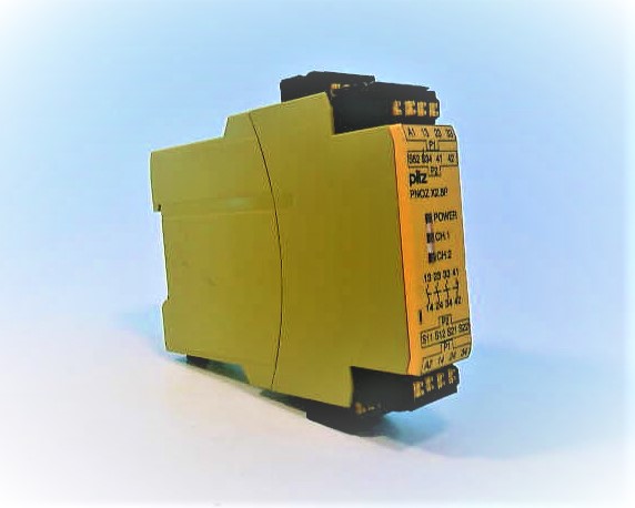 PILZ PNOZ X2.8P C 24VACDC 3N/O 1N/C