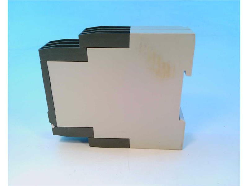 ASEA BROWN BOVERI 1SVR730700R2100