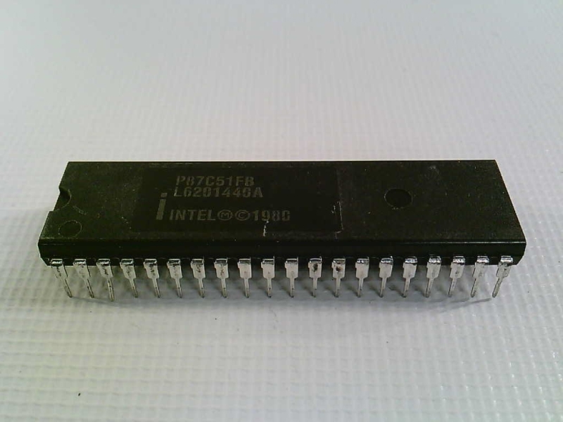 INTEL P87C51FB