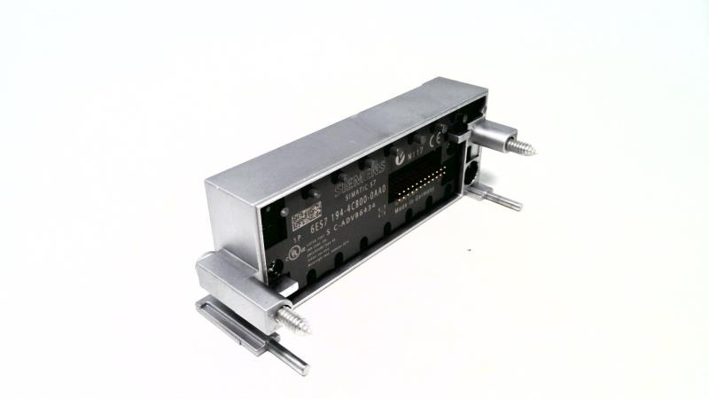 SIEMENS 6ES7194-4CB00-0AA0
