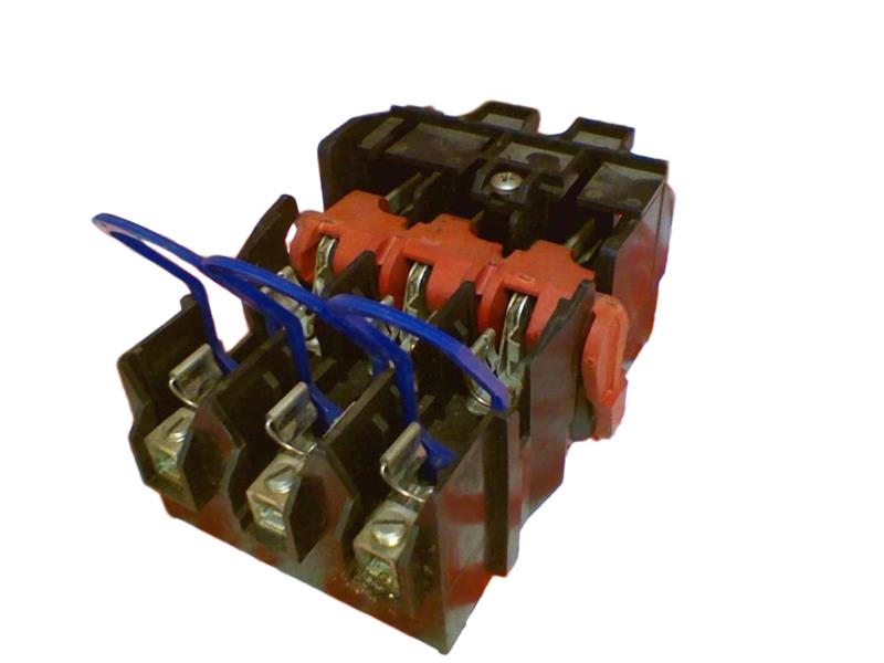 40512-528-01 by SCHNEIDER ELECTRIC