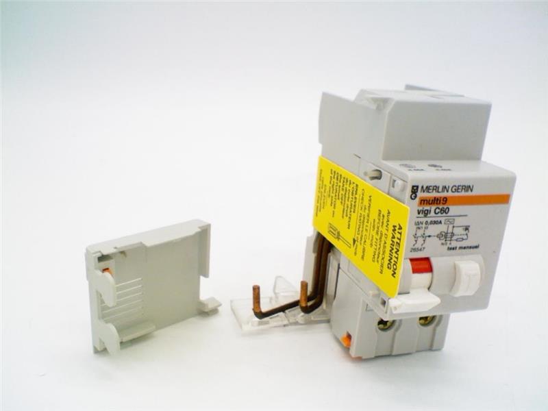 SCHNEIDER ELECTRIC MG26547