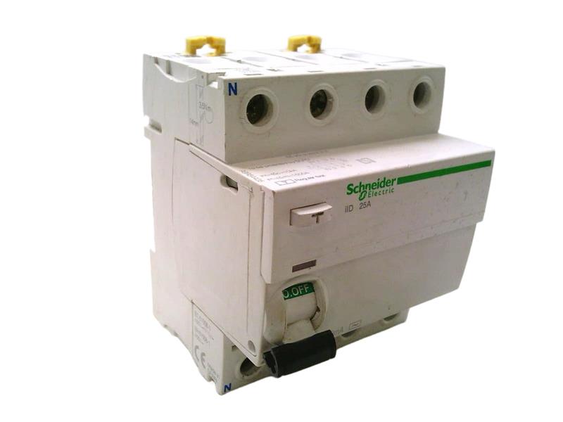 A9R84425 by SCHNEIDER ELECTRIC