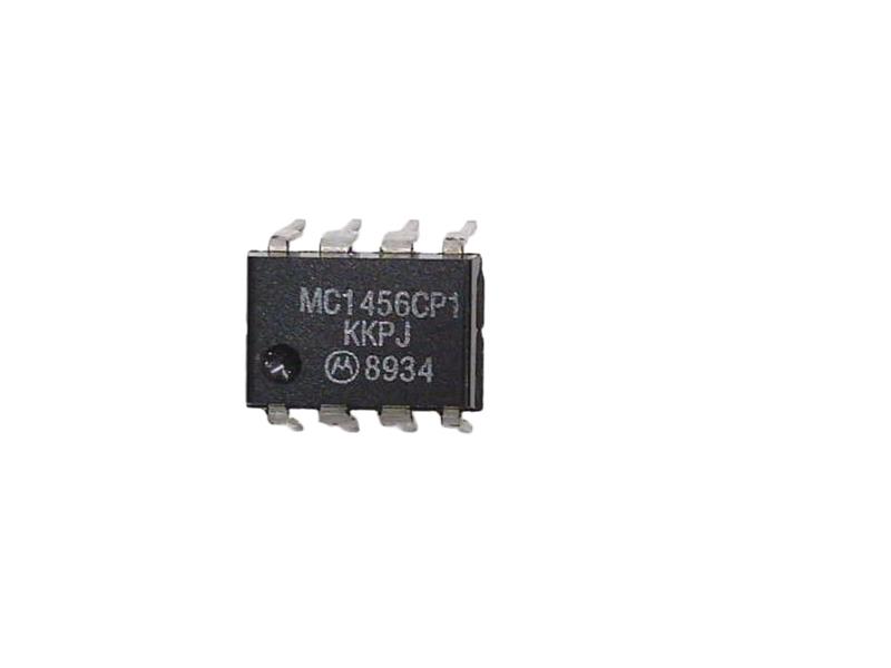 MOTOROLA SOLUTIONS MC1456CP1