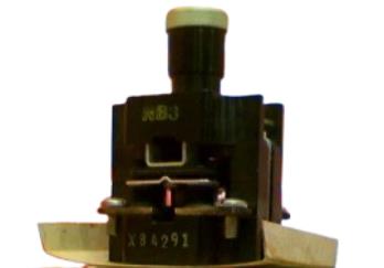 ALLEN BRADLEY 800H-NB3