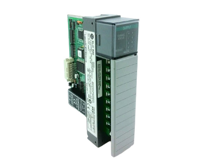 ALLEN BRADLEY 1746-NO8V