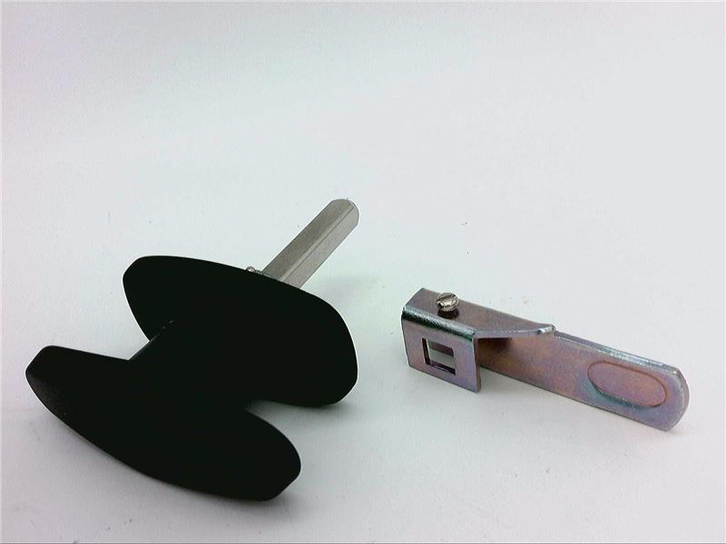 926110450 by SOUTHCO