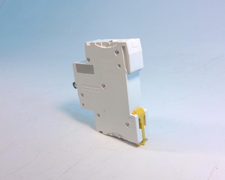 SCHNEIDER ELECTRIC A9F53163