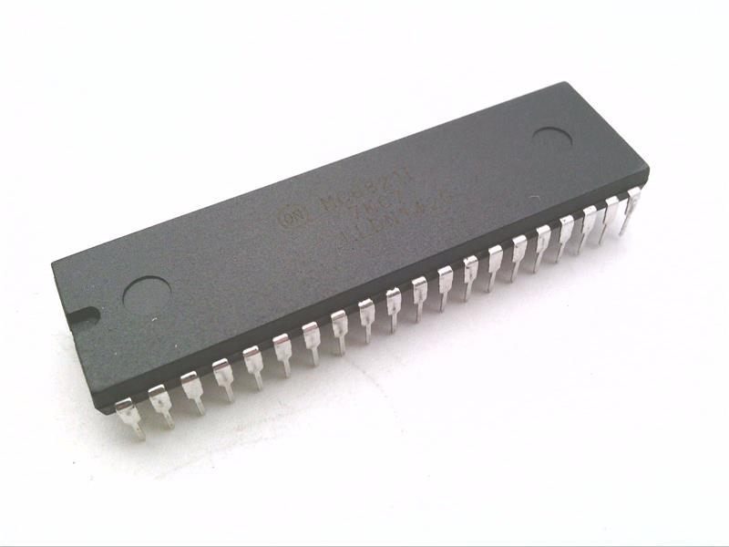NXP SEMICONDUCTOR MC6821P
