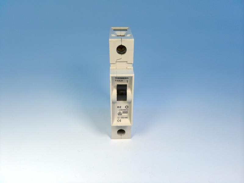 SIEMENS 5SX2102-8